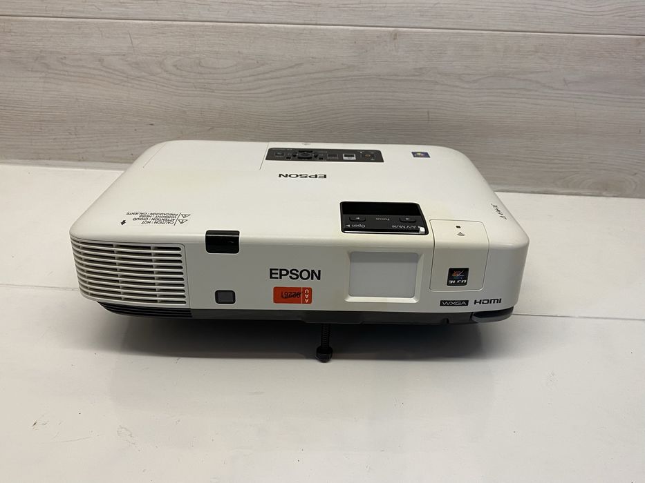 Проектор Epson EB-1925W — яскравий WXGA,  лампа 1749 годин