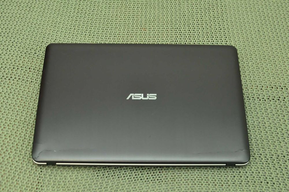 Игровой ноутбук Asus F540