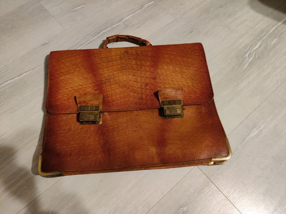 Кожанная мужская сумка