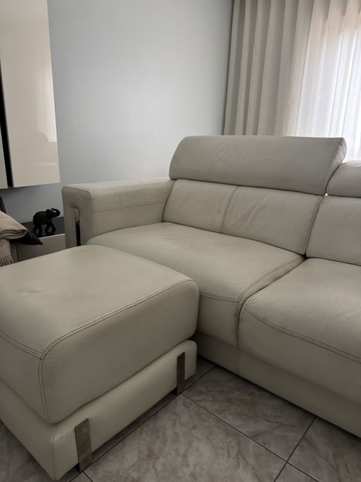 Sofá em pele natural – 3 lugares + puff
