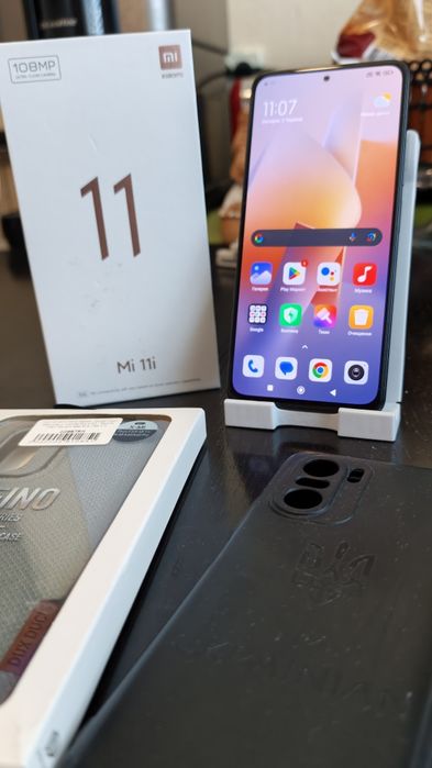 Продам Xiaomi Mi 11i Cosmic Black