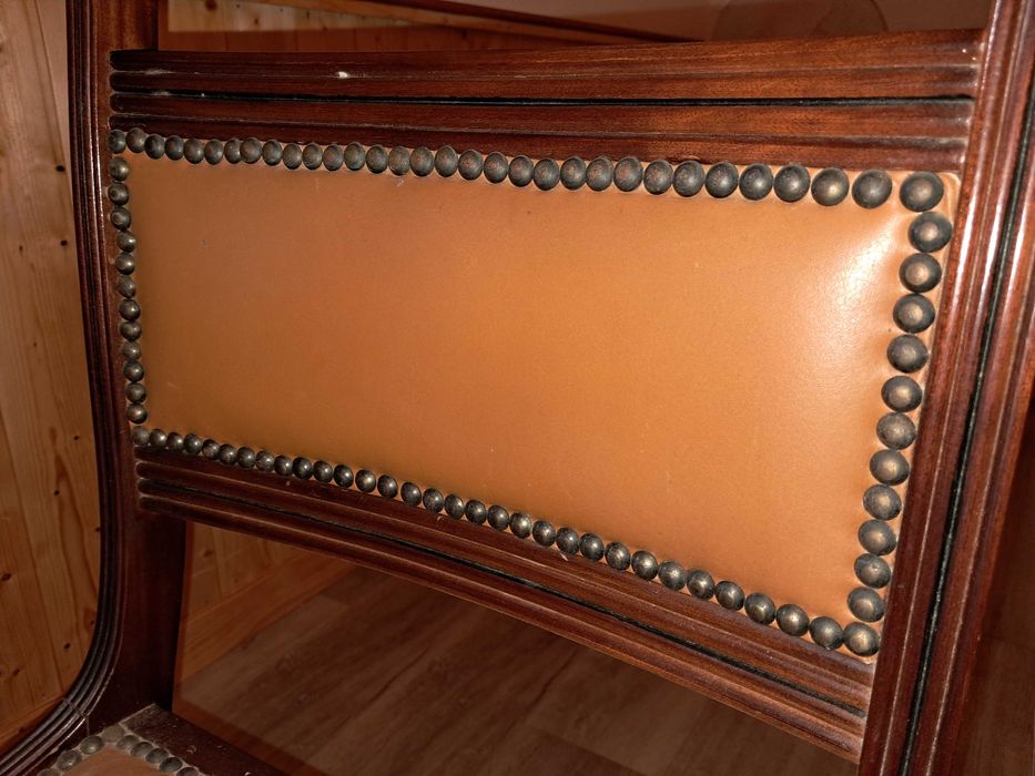 Mesa de jantar com 4 cadeiras
