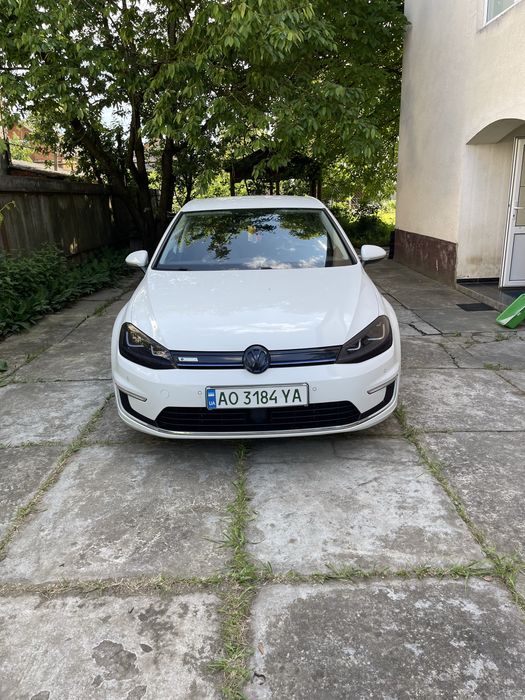 Volkswagen E-Golf максимальна комплектація, можливий обмін