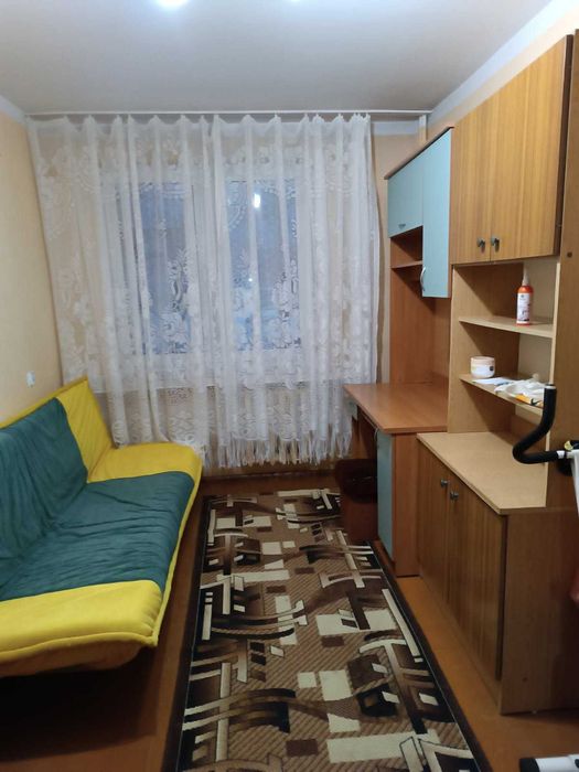 Wynajmę 3 pokojowe mieszkanie na pokoje