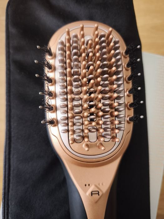 Escova reparadora Rowenta hair therapist