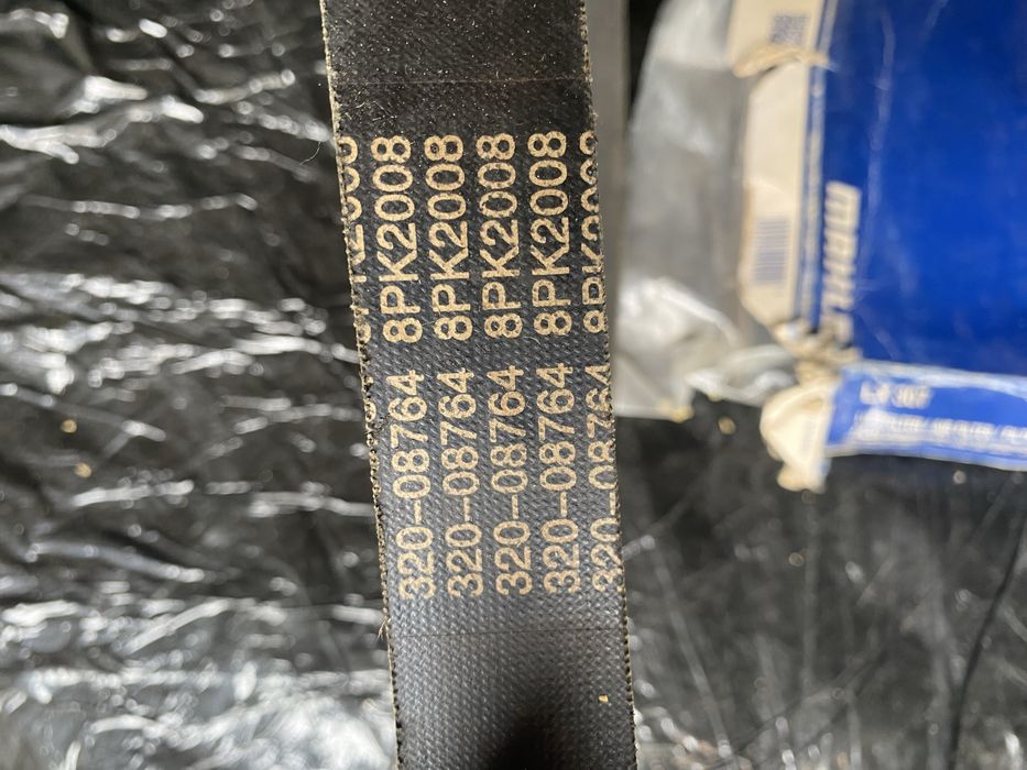 320/08764 8рк2008 Ремінь екскаватора навантажувача приводний JCB