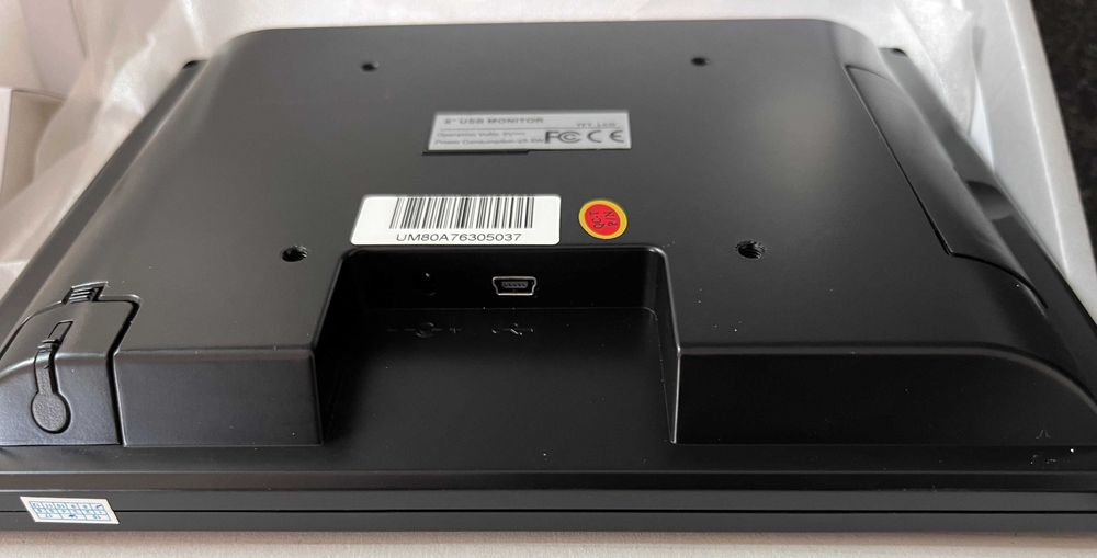 Lilliput USB Monitor 8" - UM-80/C/T (USB Touch Screen)