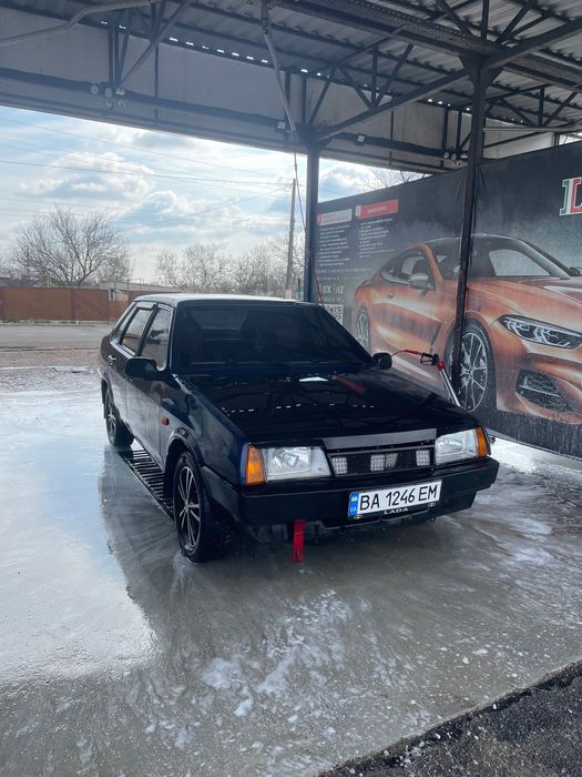 Продаю авто ваз 99
