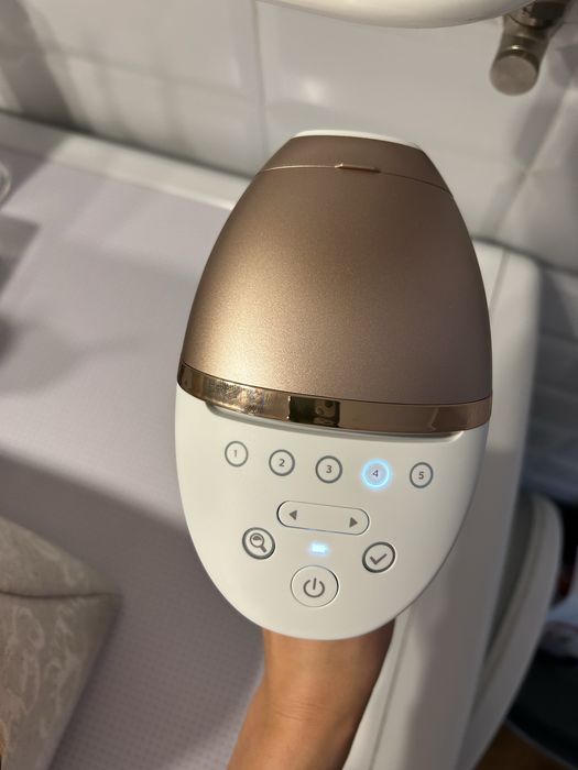 Depilator PHILIPS Lumea 9900 IPL BRI973/00 SenseIQ Czujnik SmartSkin