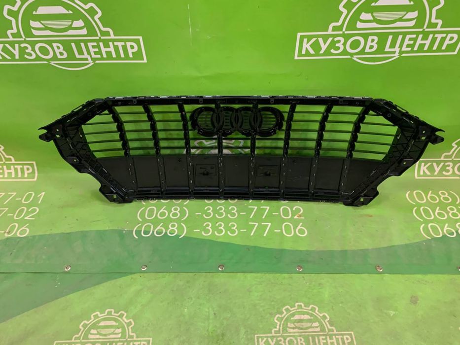 Решітка радіатора Audi Q3 83a 2019 - 2025 в НАЯВНОСТІ решетка бампера