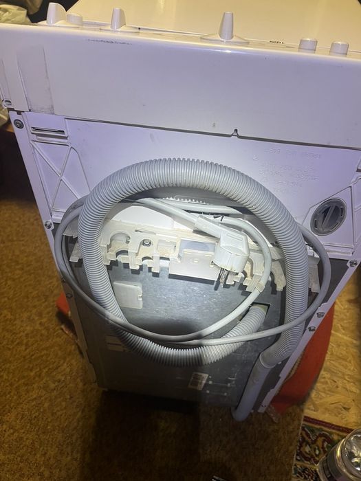 Стиральная машина Wirlpool 5кг вертикальная