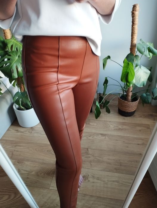 Rozmiar S, skorzane spodnie damskie, H&M spodnie eco skora woskowane