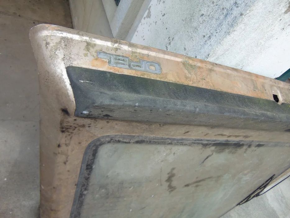 Opel Ascona C tampa mala " usado em bom estado