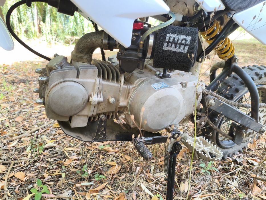 Pit Bike YCF 125cc – Como Nova (Muito Material Novo!)