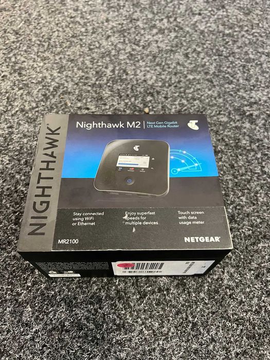 router mobilny - Nighthawk M2 MR2100 powystawowy