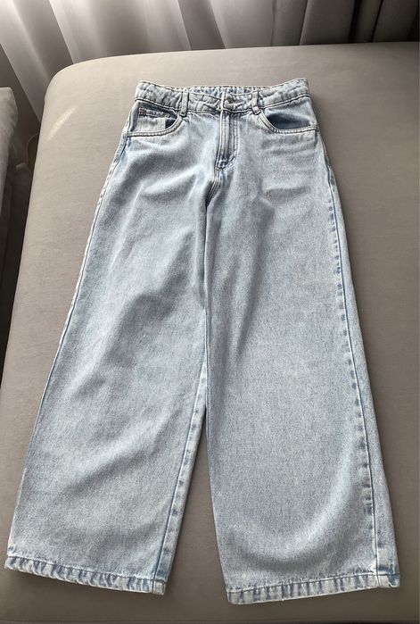 Джинси світло- блакитні 146