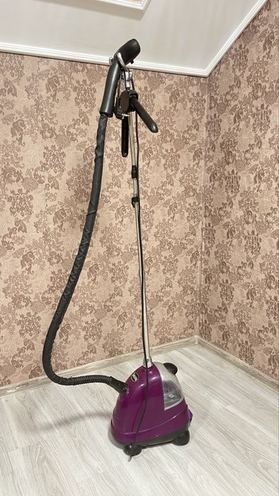 Відпарювач для одягу