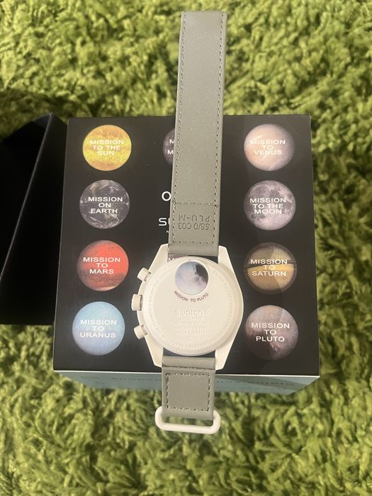 Relógio Swatch x omega mission to pluto