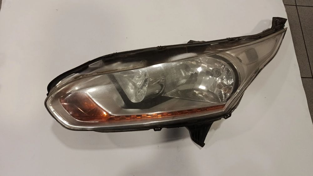 Ótica / farol esquerda FORD Transit Connect II (V408)