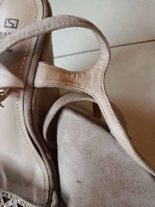 Sandália de verão bege