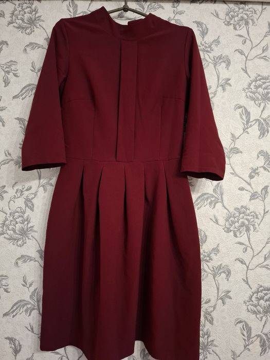 Плаття трендового кольору