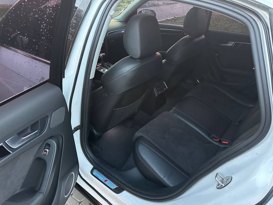 Продам AUDI A4 B8 2.0 Quattro