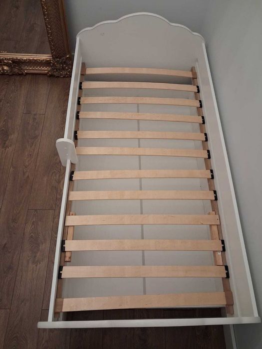 Łóżko dziecięce 160×80 z szufladą