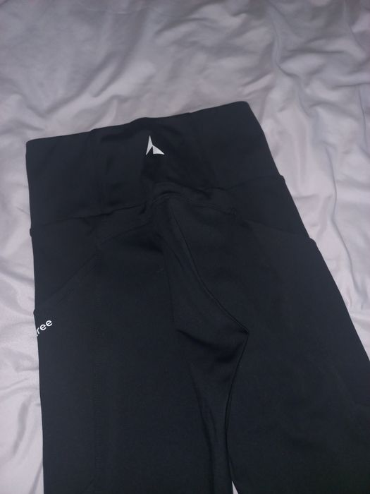 czarne legginsy sportowe carpatree rozmiar M
