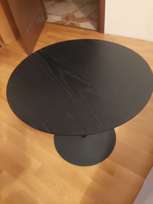 Продам стол, столик