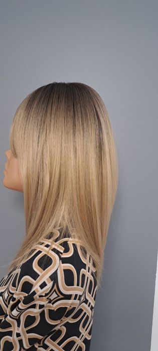 Peruka blond bob