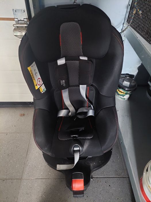 Fotelik z bazą Romer Britax obrotowy 9-18 kg