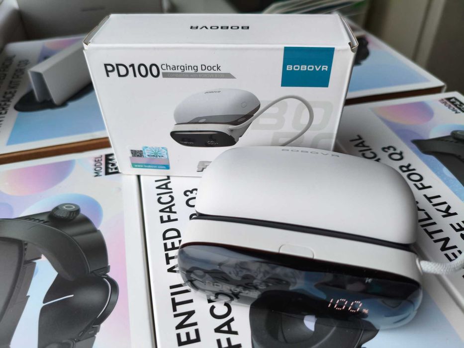 BOBOVR PD100 Two-in-One Charging Dock/Power Bank док-станція повербанк