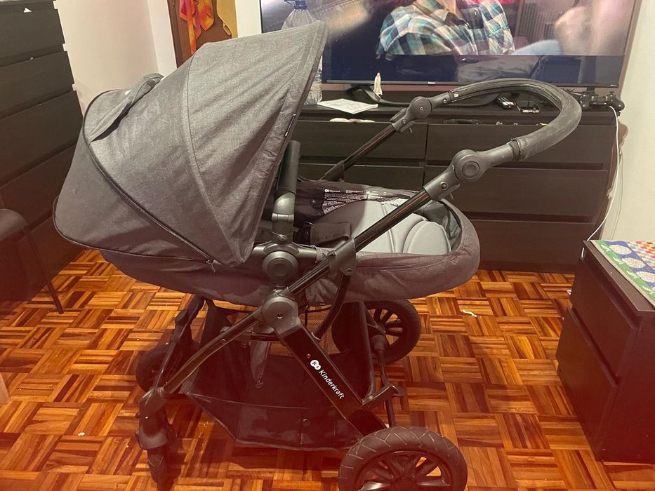 Baby crib, egg-free, short usage period435257624201144325