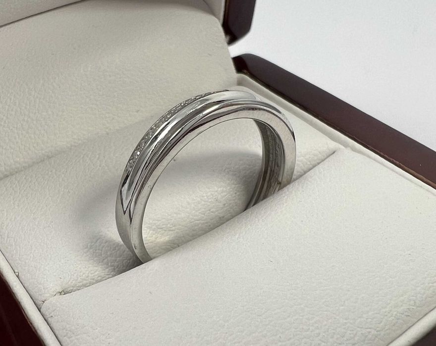 Srebrny Pierścionek 2,52G 925