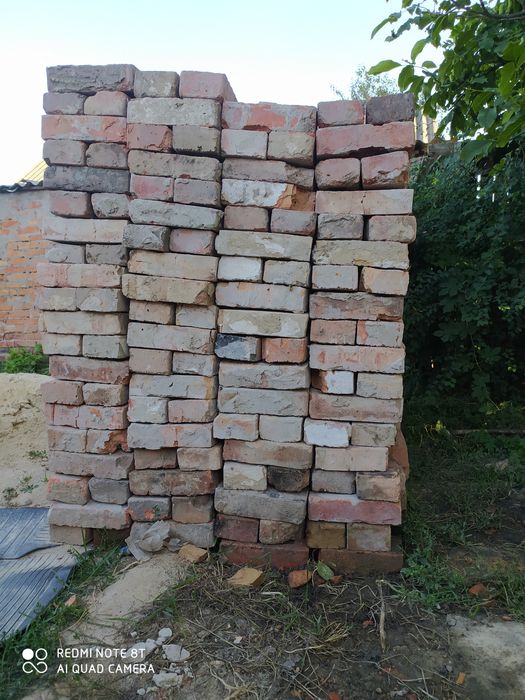 Цегла б/у (5грн за шт.)