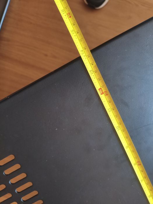Suporte para TV com rodas