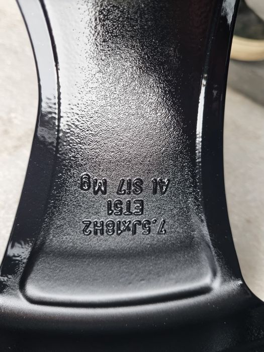 Oryginalne Felgi 18 Audi 8V0 5x112 Jak nowe A3 S3 A4 TT A6 Sline S-line