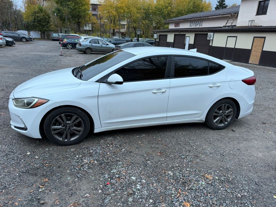 Продам Hyundai Elantra