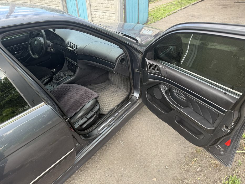 Продам BMW E39 M52B28