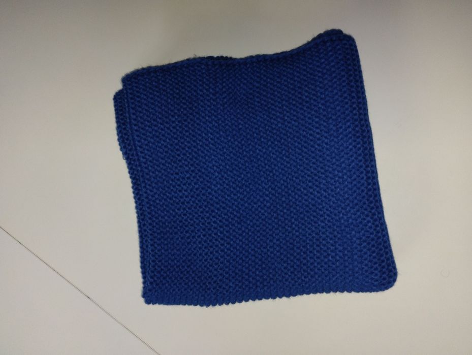 Komin bardzo duży, ciepły, piękny kolor