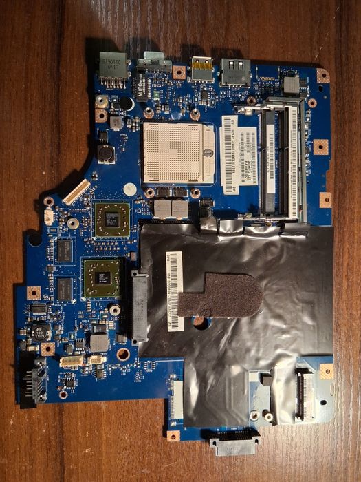Системні плати ноутбуків, 11 шт (несправні)