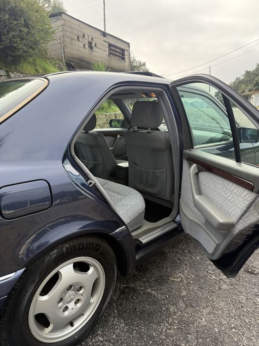 Mercedes C220 Diesel w202