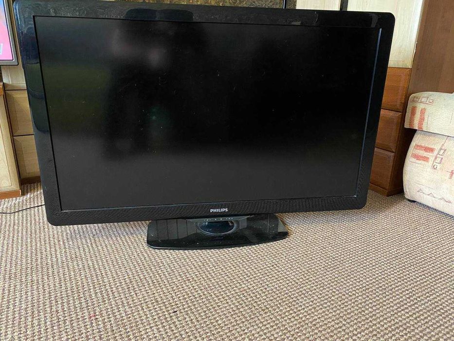 Телевизор Philips 43 дюйма  42PFL4806H/58 (не работает)