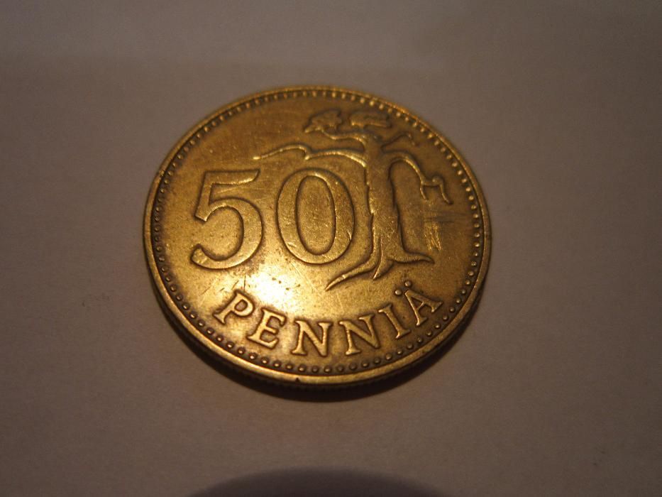 Монета 50 пенни 1977 года