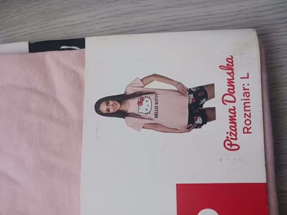 Piżama Hello Kitty rozm. L / NOWA