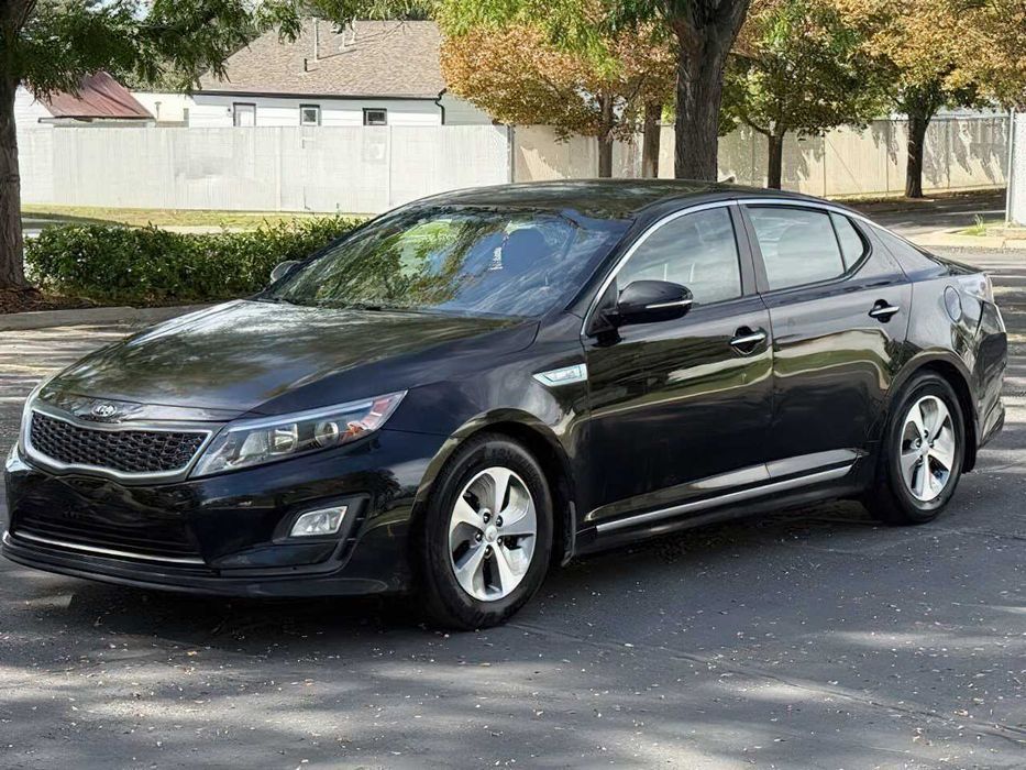 Kia Optima Hybrid      2016