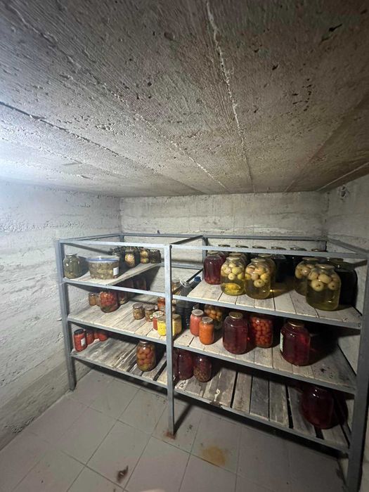 Продаж будинку в Левкові