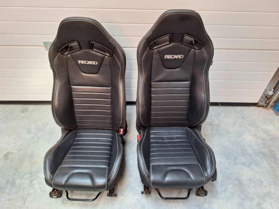 Fotele kubełki Recaro Ford Mustang V gen 2011, 2012, 2013, 2014, Skóry