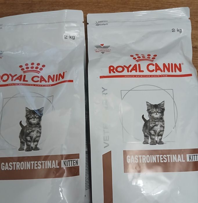 Продам корм для кошенят