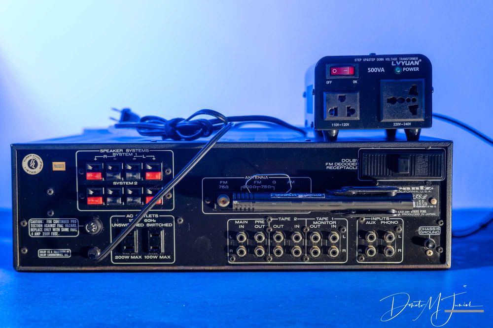 Receive Marantz Model 2238B - Recetor estéreo de estado sólido.